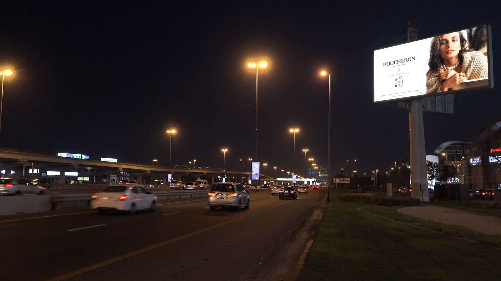 Premium outdoor media along Sheikh Zayed Road